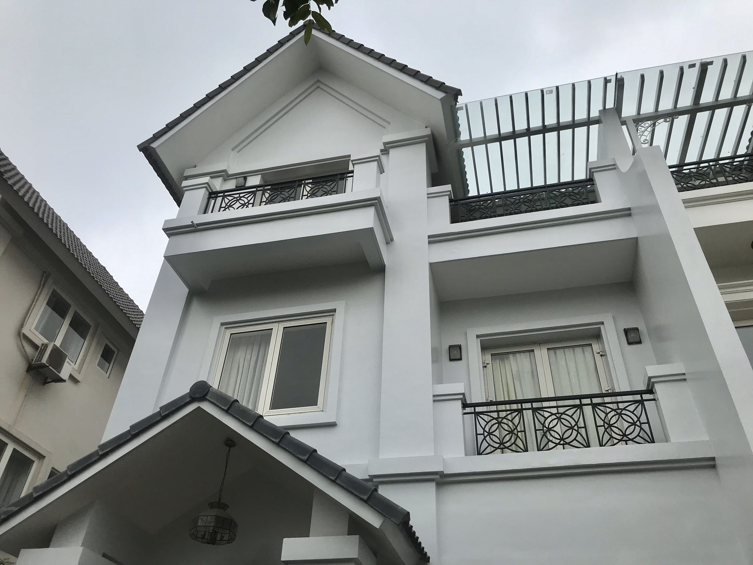 Anh Dao villas for rent in Vinhomes Riverside