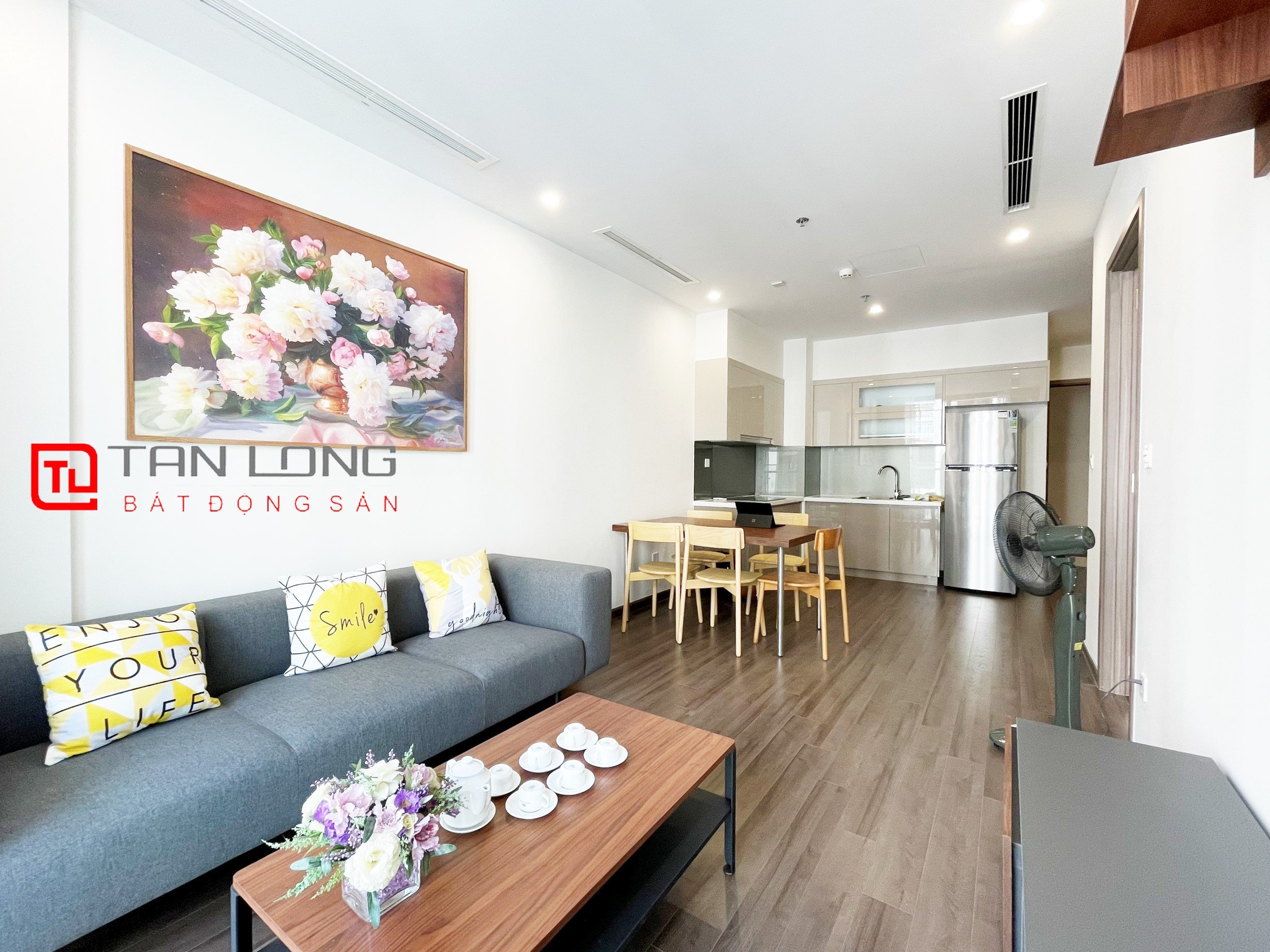 Fully Furnished Apartment for rent in S2 building at Vinhomes Symphony